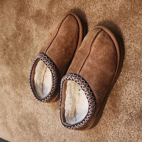 UGG Shoes - UGG Tasman Tan Slippers